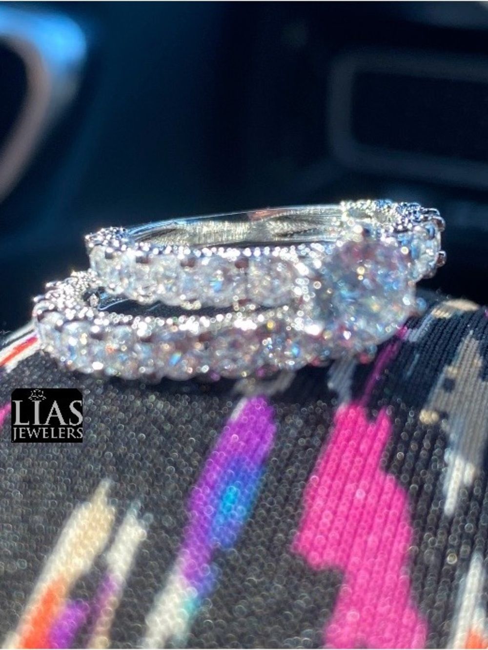 New 18k white gold wedding ring set
